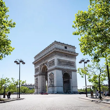 Mercure Paris