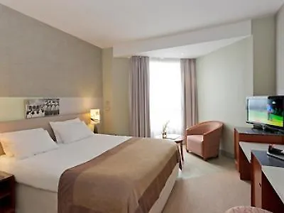 Mercure Paris בולון-בילנקורט