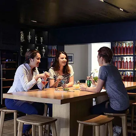 מלון Mercure Paris בולון-בילנקורט