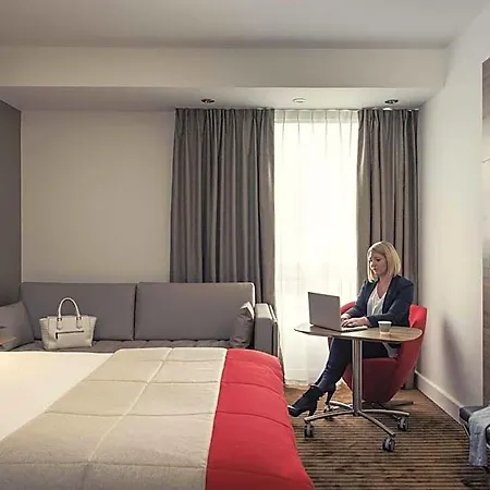 Mercure Paris Hotel 4*