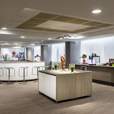 Mercure Paris Hotel 4*