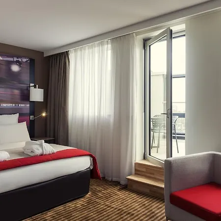 Mercure Paris Otel 4*